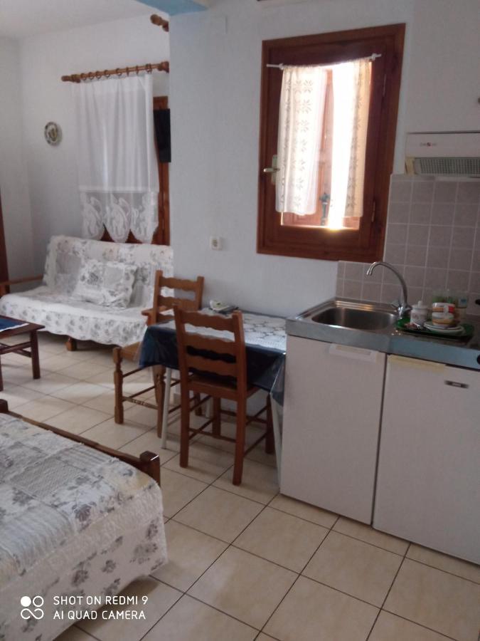 Maravelias Rooms Tríkeri Dış mekan fotoğraf